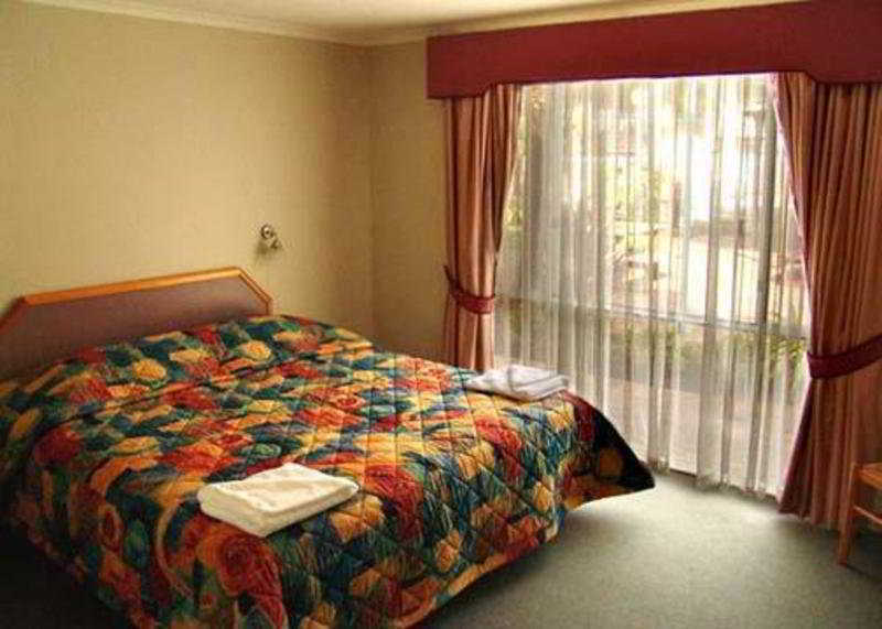 Mandurah Motel And Apartments מראה חיצוני תמונה